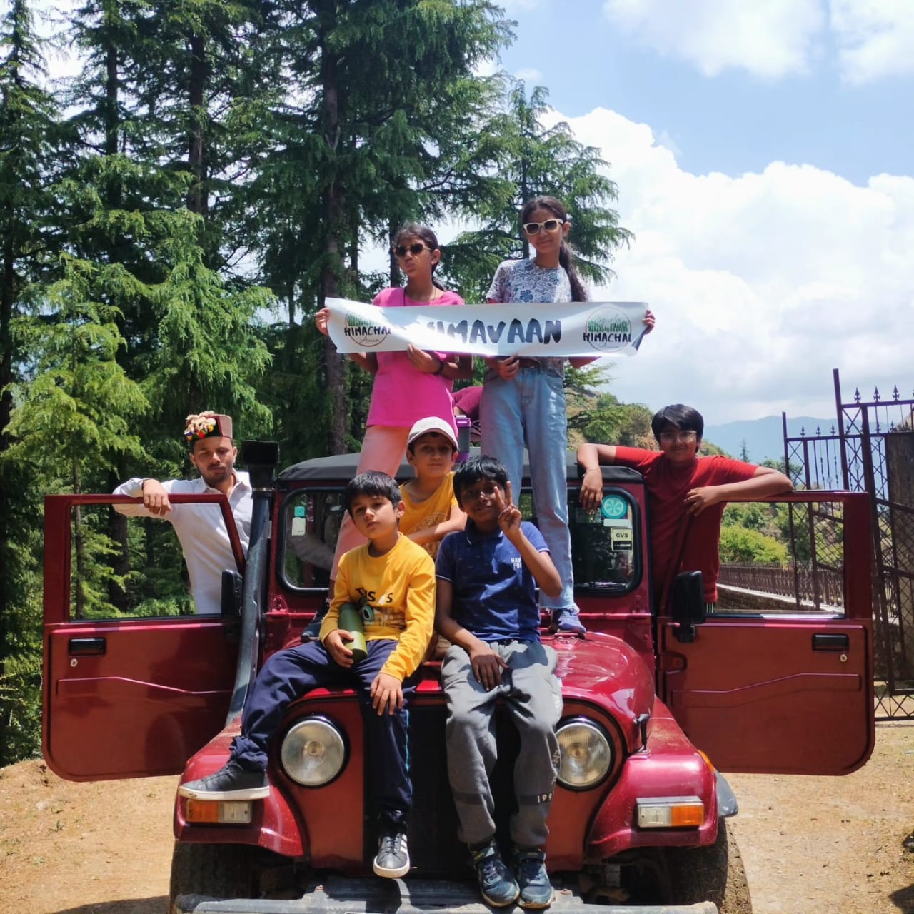 HimAvaan Himachal Pradesh trekking and camping moment